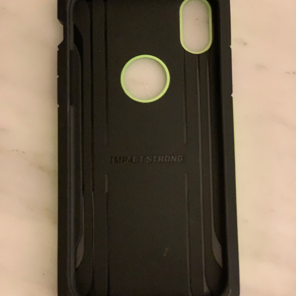 iPhone XS case - Picture 3 of 5